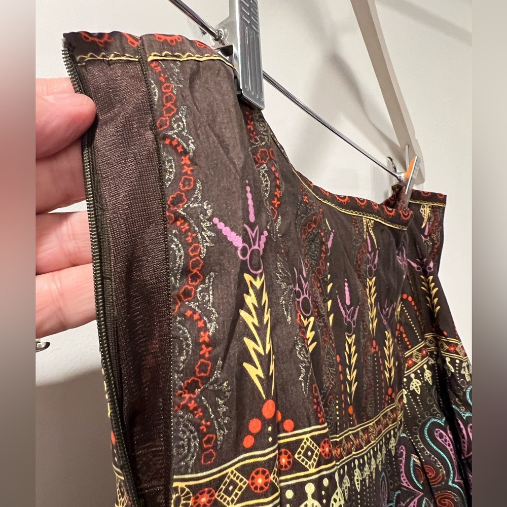 100% Silk Embroidered Midi Skirt - Women's Boho Floral. Size 10 - Picture 7 of 8